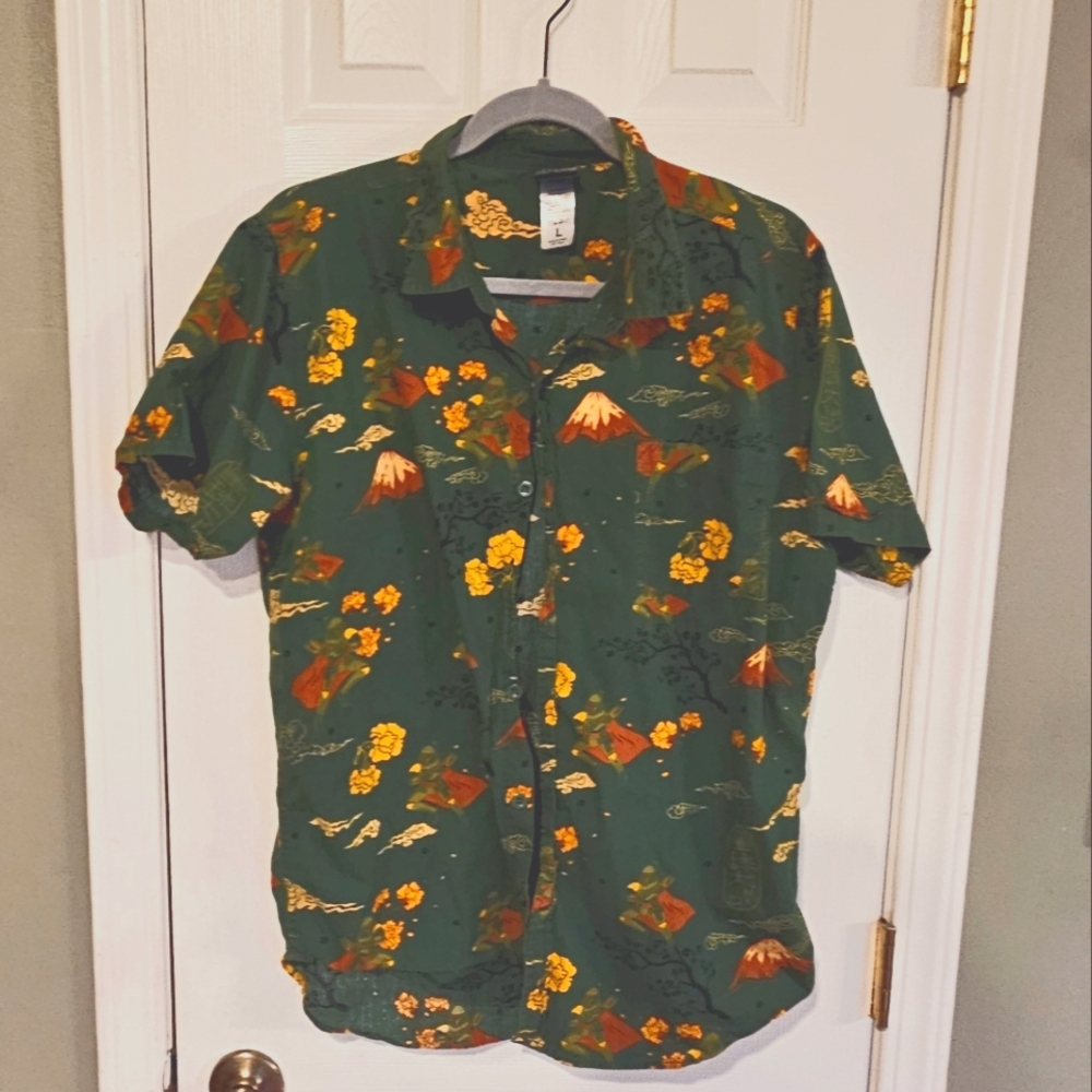 Boxlunch Boba Fett Button Up Shirt.
